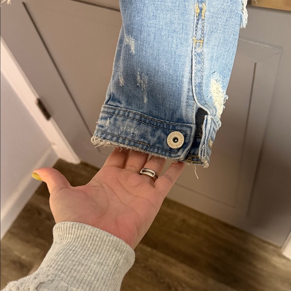 Distressed Light Blue Denim Jacket - Picture 5 of 5